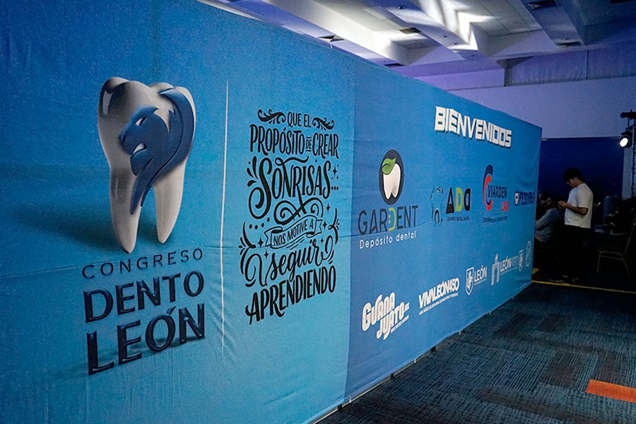Congreso Dento León celebró una década de formación profesional
