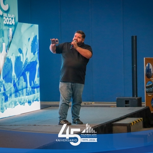 Rafa Carvajal desmitifica la leche en Expo Lac